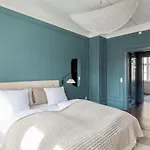 Stylish 4 Bedroom In Cph