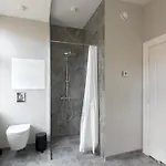 Stylish 4 Bedroom In Cph