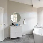 Stylish 4 Bedroom In Cph * 哥本哈根