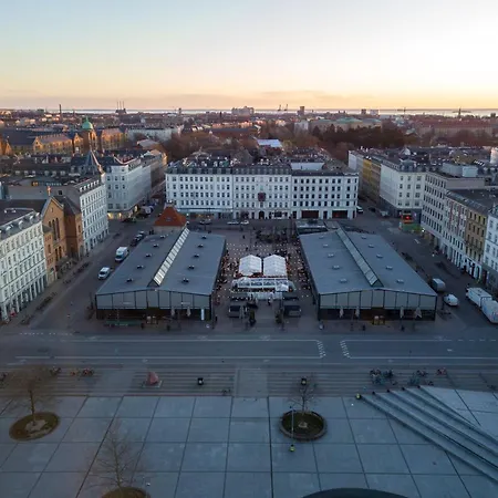 Stylish 4 Bedroom In Cph Köpenhamn