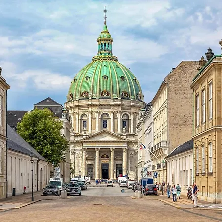Stylish 4 Bedroom In Cph Lägenhet *