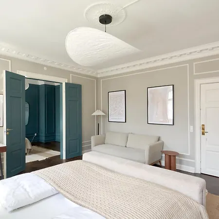 Apartment Stylish 4 Bedroom In Cph