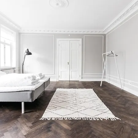 Lägenhet Stylish 4 Bedroom In Cph Köpenhamn