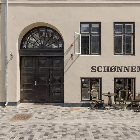 Stylish 4 Bedroom In Cph Apartamento *