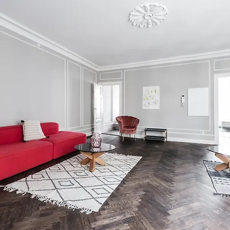 Stylish 4 Bedroom In Cph