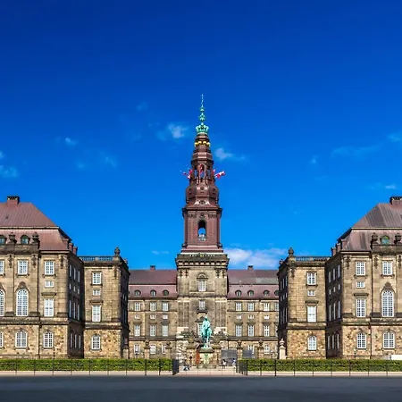 Stylish 4 Bedroom In Cph Apartamento