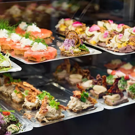 Stylish 4 Bedroom In Cph Apartamento *