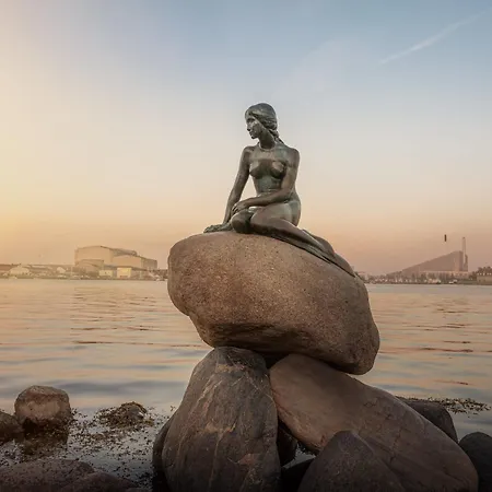 Stylish 4 Bedroom In Cph Apartment *