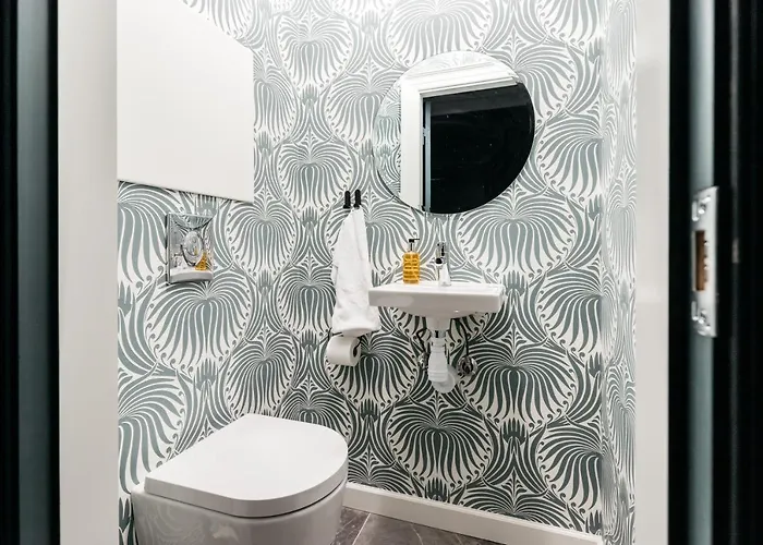 Stylish 4 Bedroom In Cph *