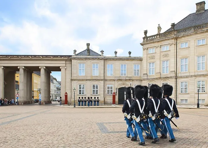 Stylish 4 Bedroom In Cph Апартаменты