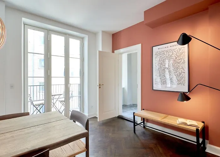 Stylish 4 Bedroom In Cph *