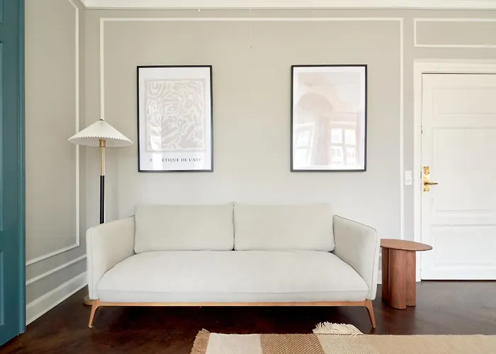 Апартаменты Stylish 4 Bedroom In Cph Копенгаген