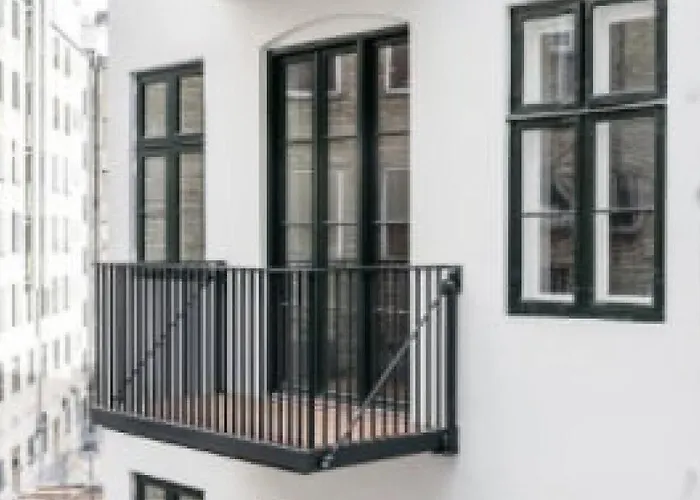 Stylish 4 Bedroom In Cph