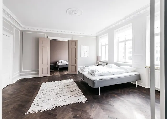 Stylish 4 Bedroom In Cph Копенгаген