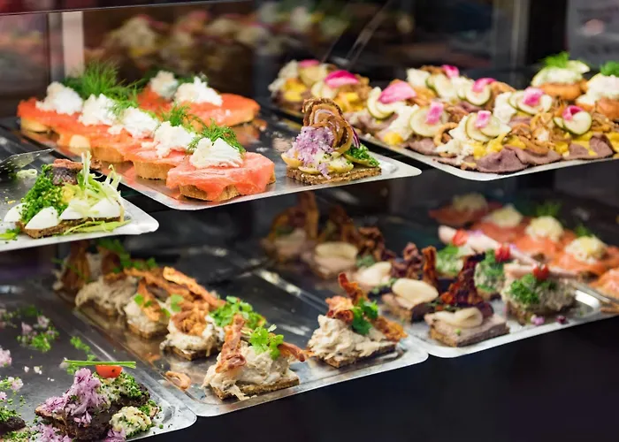 Stylish 4 Bedroom In Cph Апартаменты *