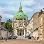 Stylish 4 Bedroom In Cph Апартаменты *