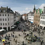 Апартаменты Stylish 4 Bedroom In Cph *